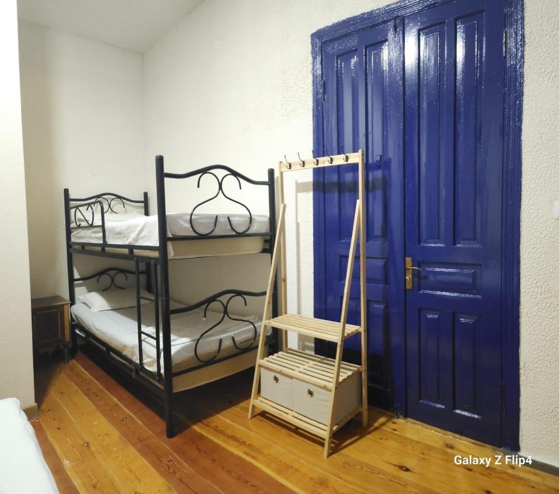 Iveri House Кутаїсі Екстер'єр фото
